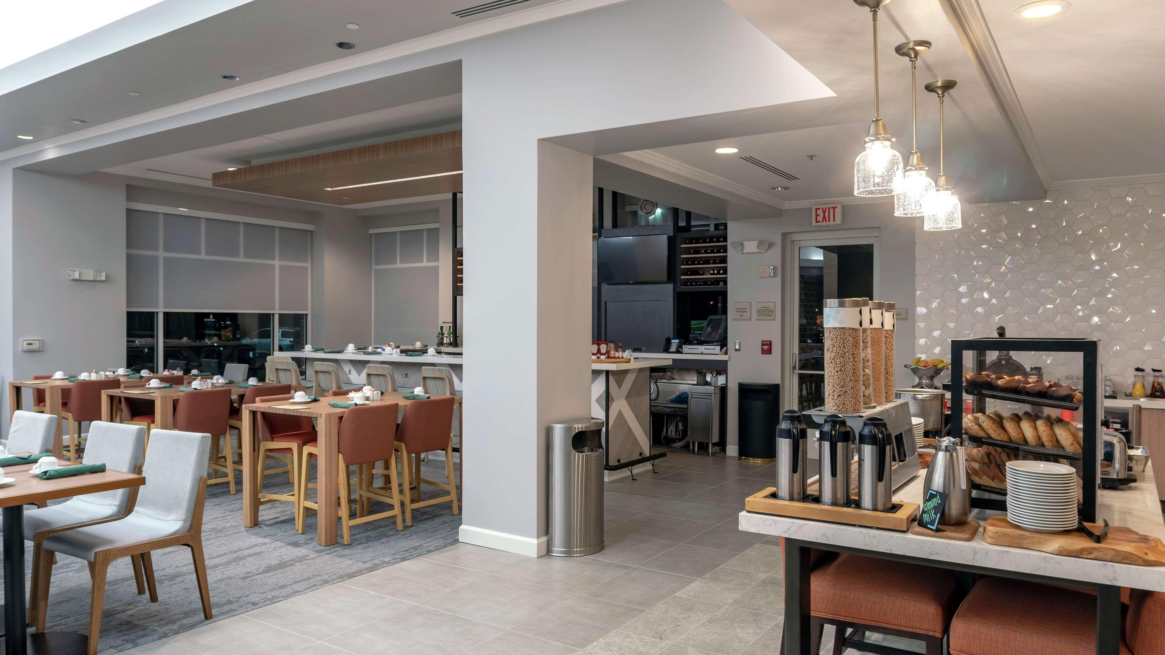 Hilton Garden Inn Plymouth Eksteriør billede